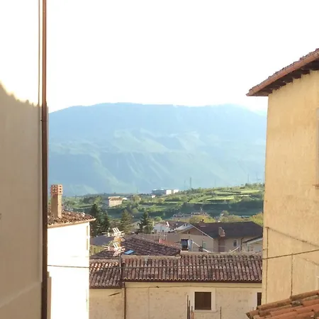 Da Sciuri Case Vacanza Barisciano Exterior photo